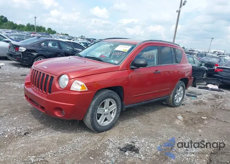 2008 Jeep Compass Sport z USA, uszkodzony, nr VIN 1J8FF47W18D795051
